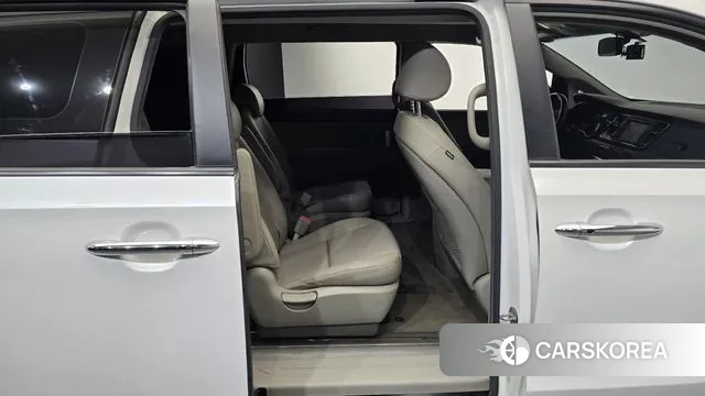 Kia All New Carnival 2018 Белый из Кореи, фото 3