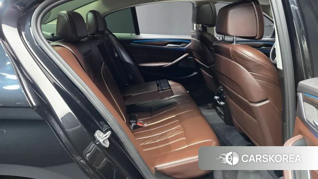 BMW 5 Series (G30) 2021 Черный из Кореи, фото 3