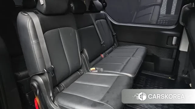 Hyundai Staria 2023 Черный из Кореи, фото 3