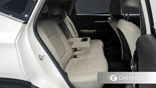 Kia Seltos 2022 Белый из Кореи, фото 3