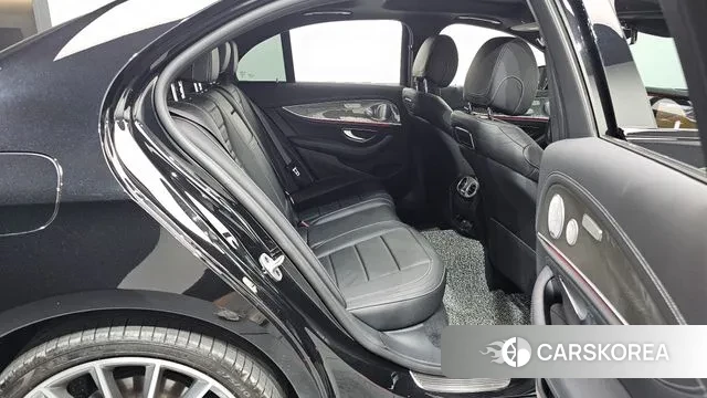 Mercedes-Benz E-Class W213 2019 Черный из Кореи, фото 3