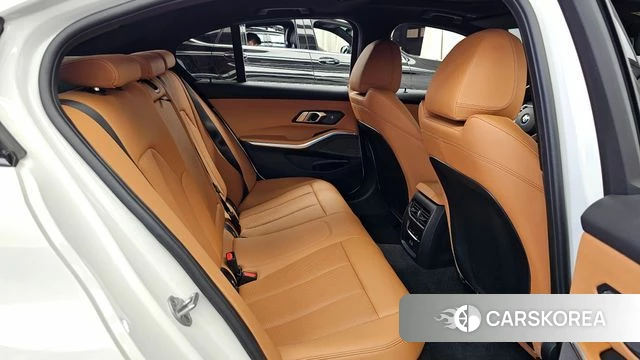 BMW 3 Series (G20) 2025 Белый из Кореи, фото 3