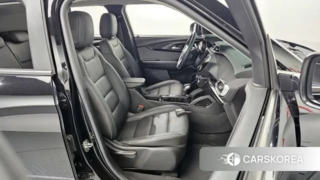 Chevrolet (GM Daewoo) Trailblazer 2022 Черный из Кореи, фото 3