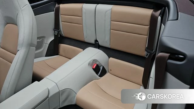 Porsche 911(992) 2023 Серебристо-серый из Кореи, фото 3