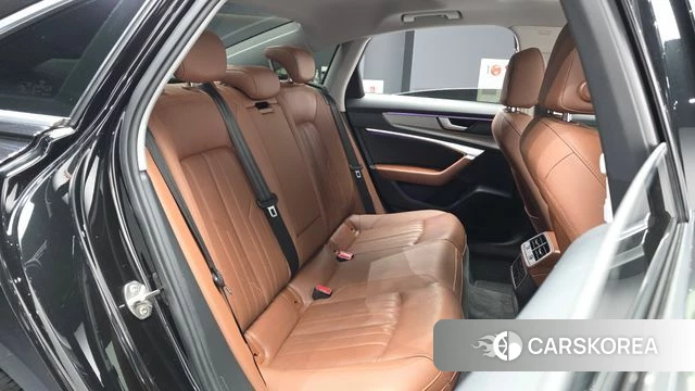 Audi A6 (C8) 2020 Черный из Кореи, фото 3