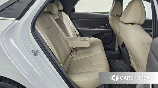 Hyundai Avante (CN7) 2023 Белый из Кореи, фото 3