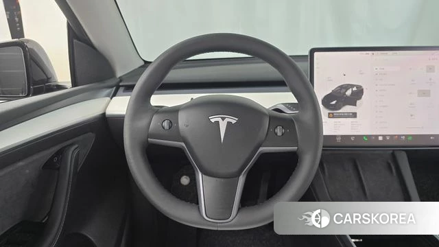 Tesla Model Y 2023 Черный из Кореи, фото 3
