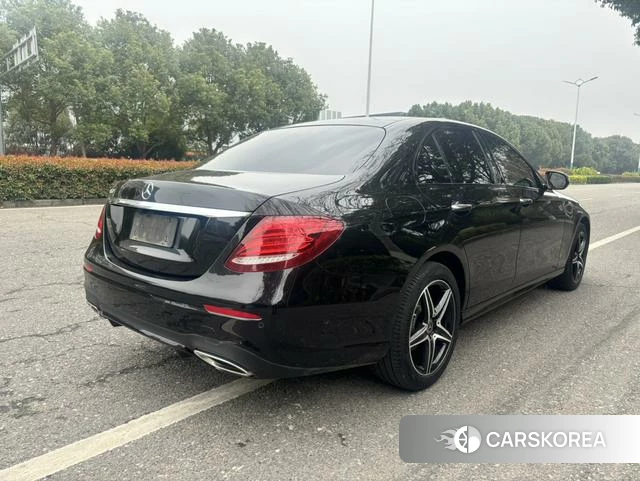 Mercedes-Benz E-class (imported) 2019 Черный из Китая, фото 3
