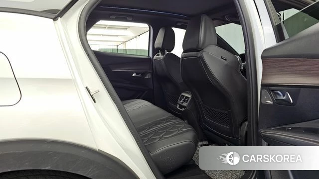 Peugeot 3008 second generation 2024 Белый из Кореи, фото 3