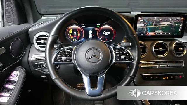 Mercedes-Benz GLC-Class X253 2023 Белый из Кореи, фото 3