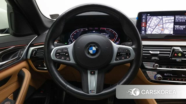 BMW 5 Series (G30) 2020 Белый из Кореи, фото 3
