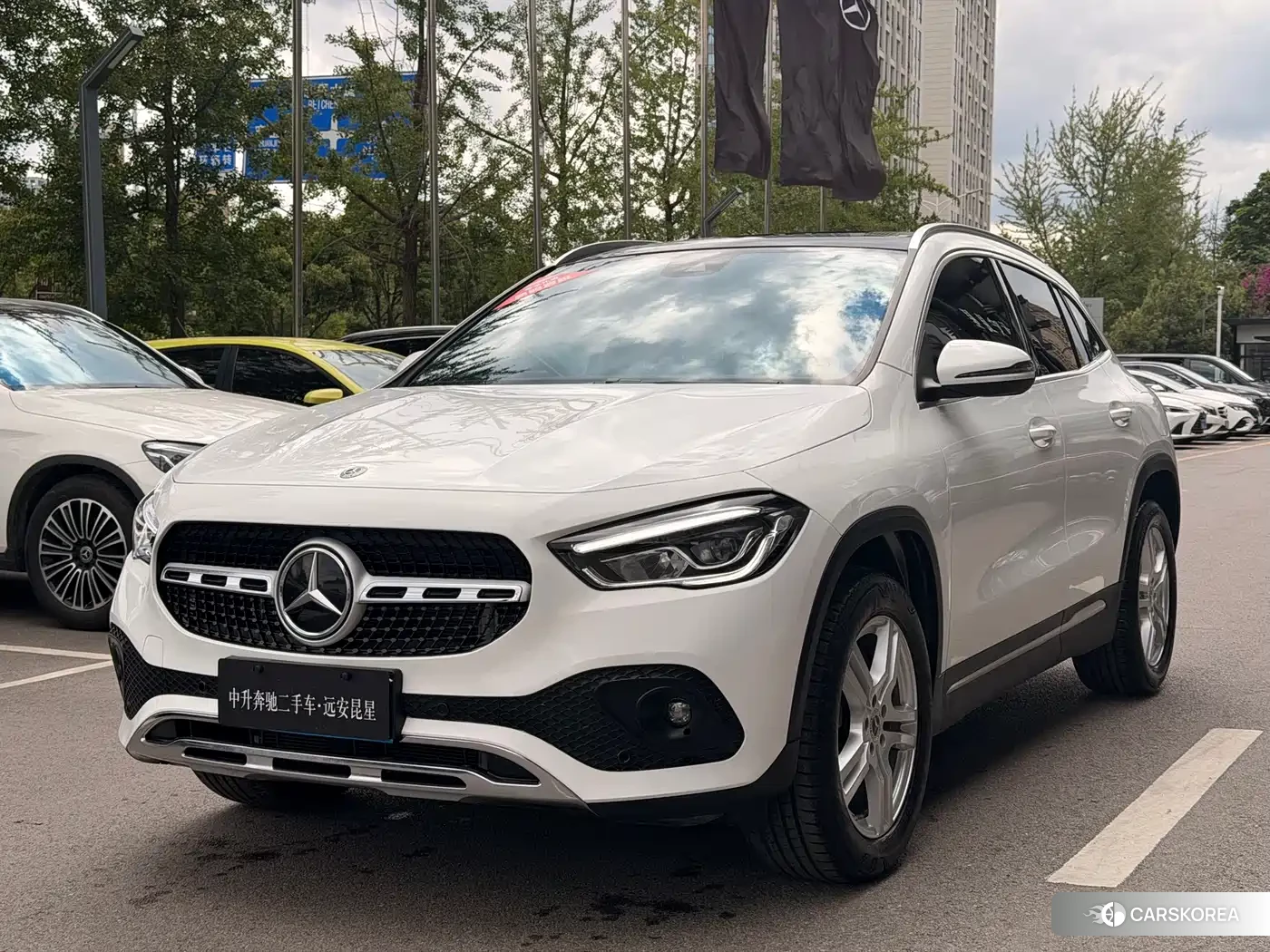Mercedes-Benz GLA 2023 Белый из Китая, фото 3