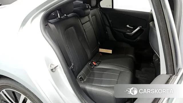 Mercedes-Benz A-Class W177 2022 Серебряный из Кореи, фото 3