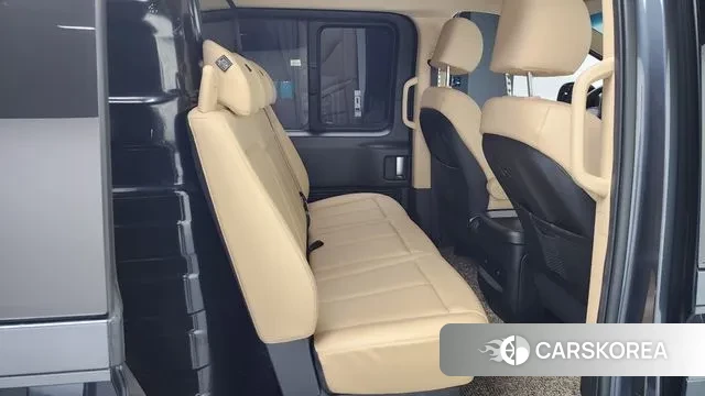 Hyundai Staria 2022 Серый из Кореи, фото 3