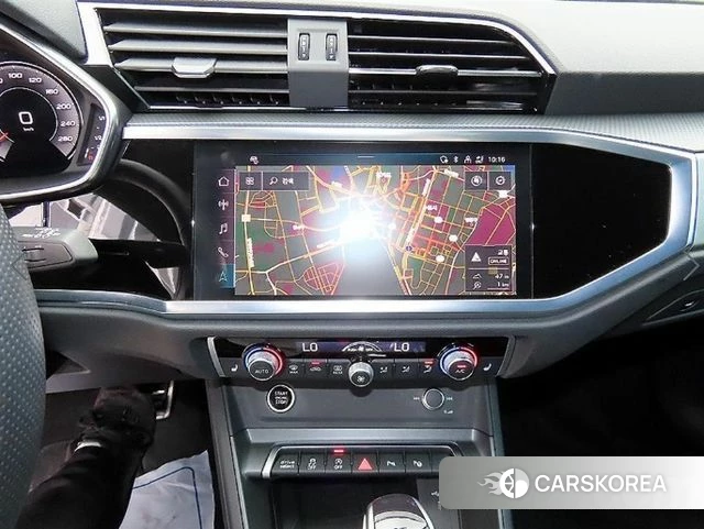 Audi Q3 (F3) 2023 Белый из Кореи, фото 3