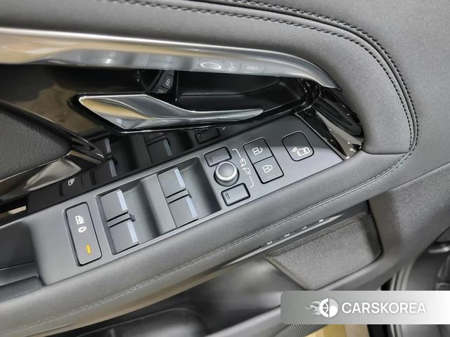 Land Rover Range Rover Evoque 2nd Generation 2021 Черный из Кореи, фото 3