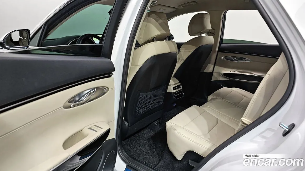 Genesis GV70 2021 Белый из Кореи, фото 3