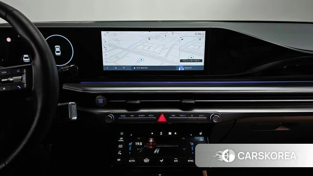 Hyundai Grandeur Hybrid (GN7) 2023 Белый из Кореи, фото 3