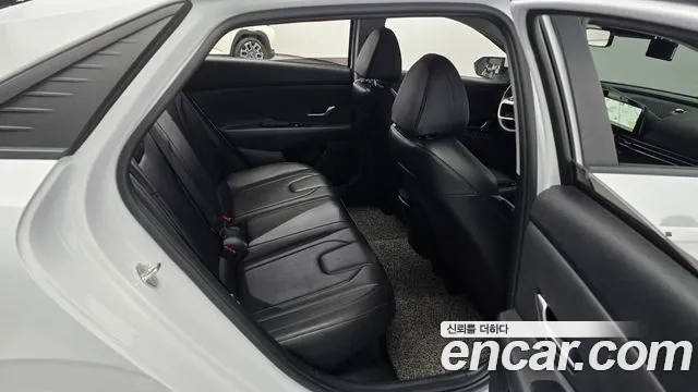 Hyundai Avante Hybrid (CN7) 2021 Белый из Кореи, фото 3