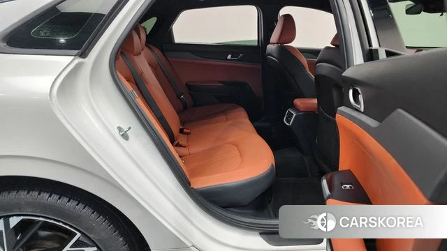 Kia The New K5 Hybrid 3rd generation 2024 Белый из Кореи, фото 3