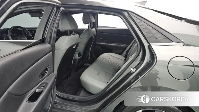 Hyundai The New Avante (CN7) 2023 Серый из Кореи, фото 3