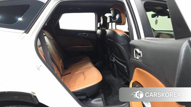 Kia Sportage 5th Generation 2022 Белый из Кореи, фото 3
