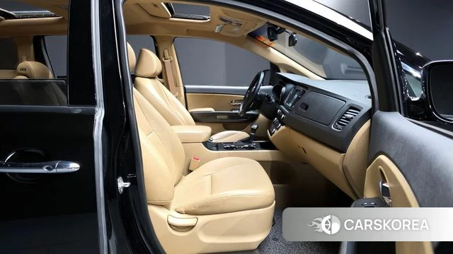Kia The New Carnival 2019 Черный из Кореи, фото 3