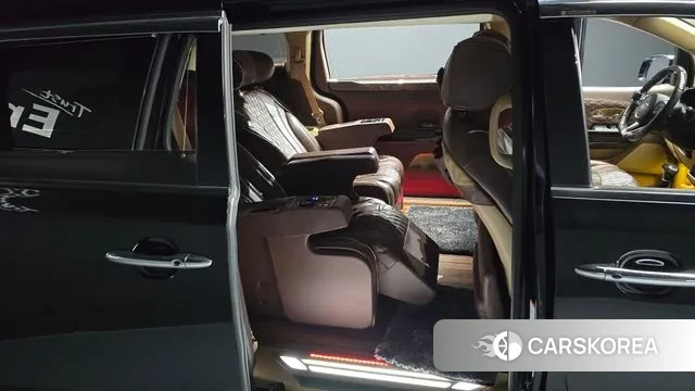 Kia The New Carnival 2018 Черный из Кореи, фото 3