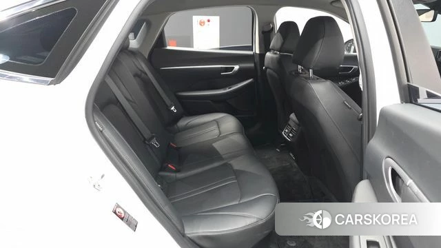 Hyundai Sonata Hybrid (DN8) 2022 Белый из Кореи, фото 3
