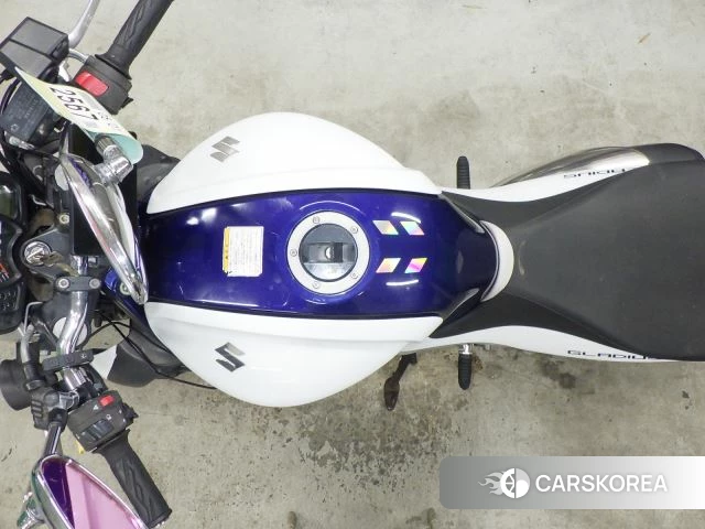 Проданный Suzuki GLADIUS 400 id 4205981 из Японии, фото 3