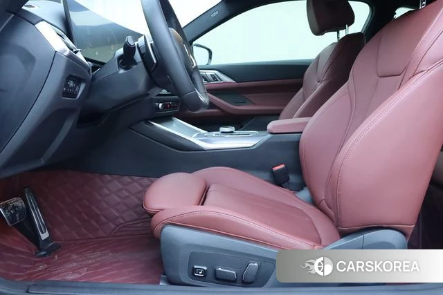 BMW 4 series 2025 Серебристо-серый из Китая, фото 3