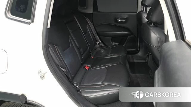 Jeep Compass 2nd Generation 2018 Белый из Кореи, фото 3