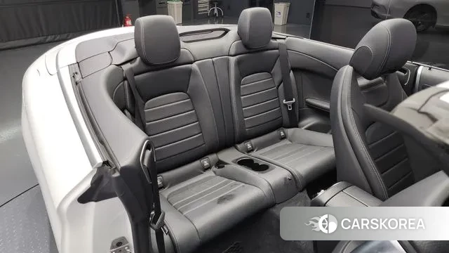 Mercedes-Benz C-Class W205 2019 Белый из Кореи, фото 3