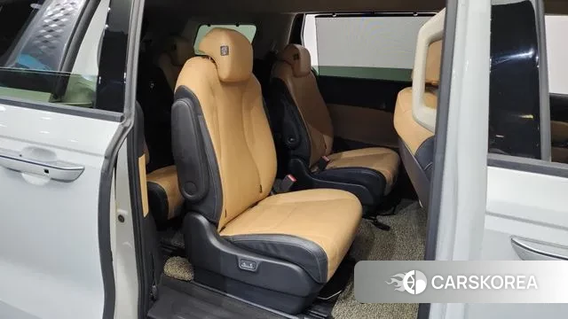 Kia Carnival 4th generation 2022 Черный из Кореи, фото 3