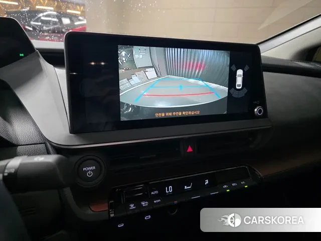 Toyota Prius 5th Generation 2023 Белый из Кореи, фото 3