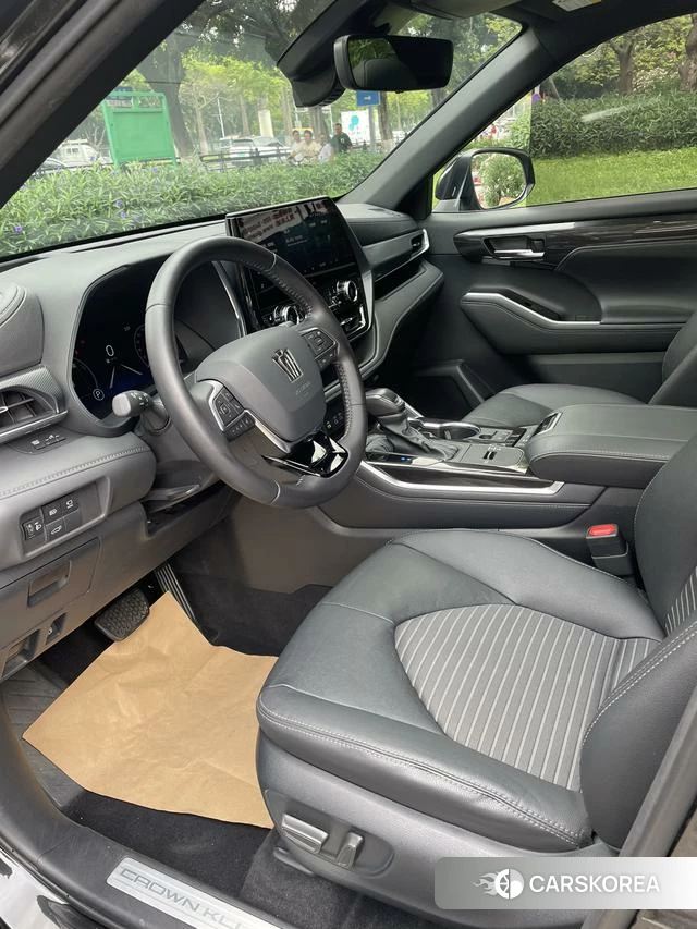Toyota Crown Lufang 2022 Черный из Китая, фото 3