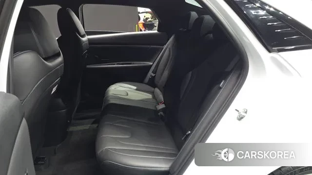 Hyundai The New Avante (CN7) 2024 Белый из Кореи, фото 3