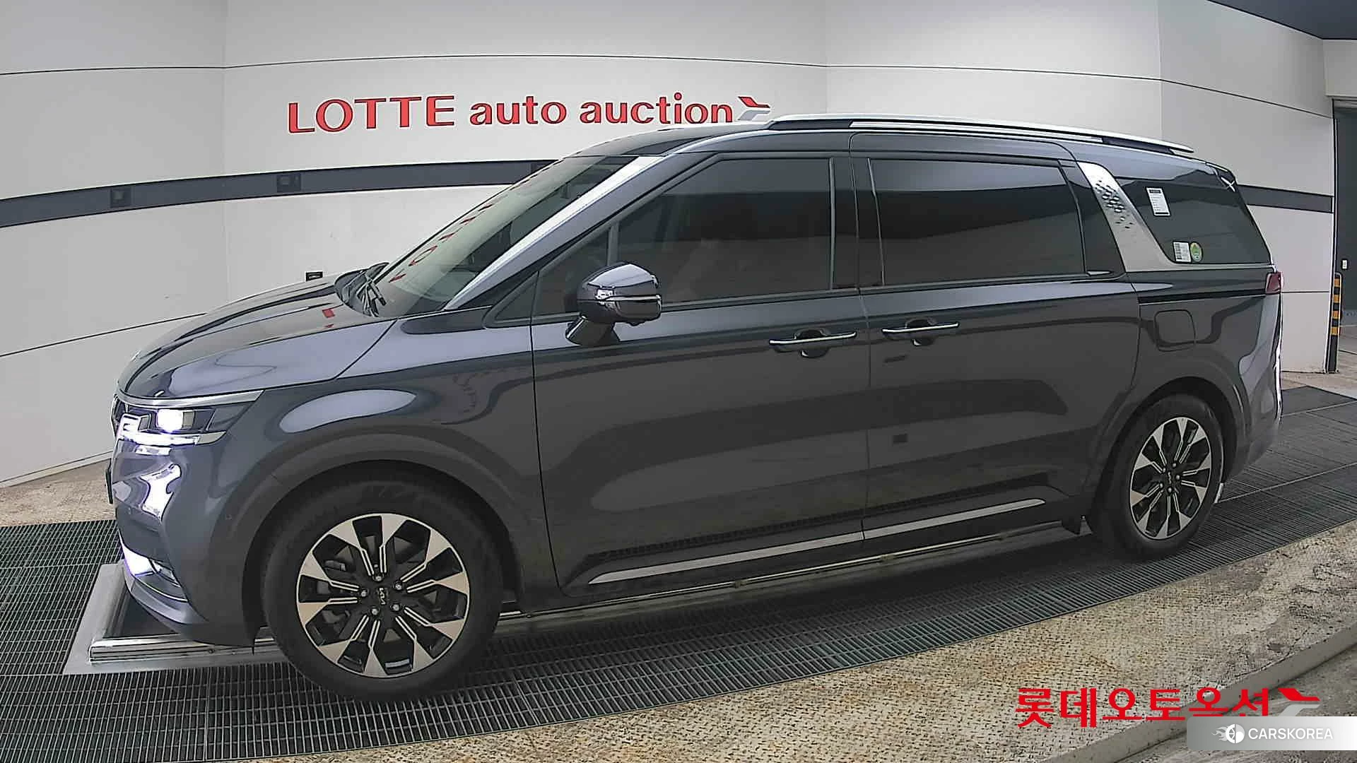 Kia Carnival Limousine 2023 Другое из Кореи, фото 3