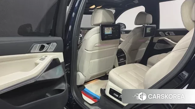 BMW X7 (G07) 2021 Черный из Кореи, фото 3