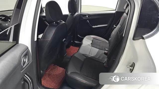 Peugeot 208 2018 Белый из Кореи, фото 3