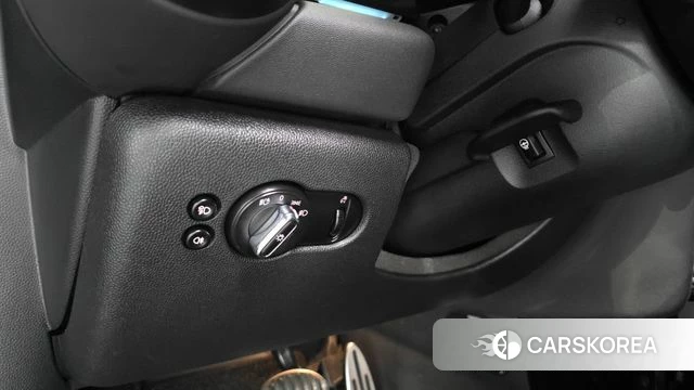 Mini Cooper S 2022 Зеленый из Кореи, фото 3