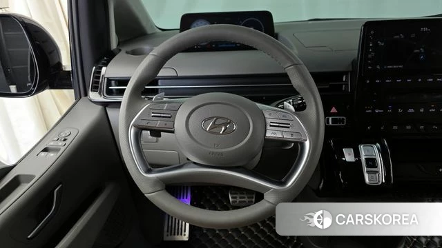 Hyundai Staria 2023 Черный из Кореи, фото 3