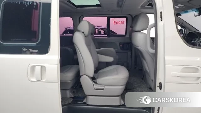 Hyundai The New Grand Starex 2018 Белый из Кореи, фото 3