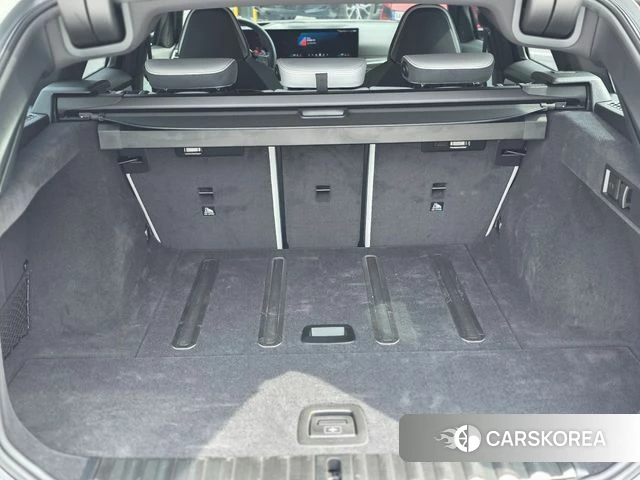 BMW M3 (G80) 2026 Светло-серебряный цвет из Кореи, фото 3