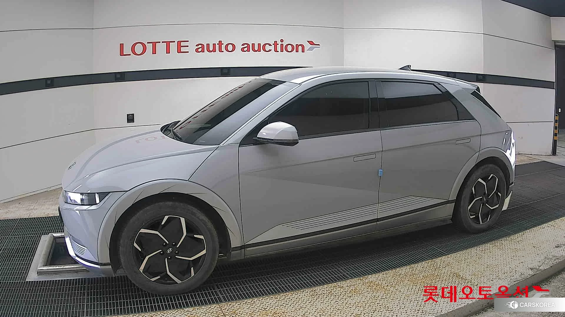 Hyundai IONIQ 5 2022 Cyber Grey Metallic из Кореи, фото 3