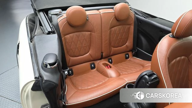 Mini Cooper S Convertible 2022 Жемчужный цвет из Кореи, фото 3