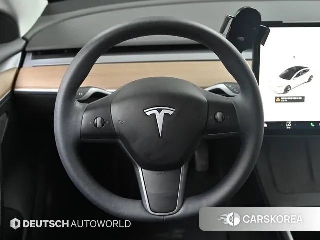 Tesla Model 3 2021 Белый из Кореи, фото 3