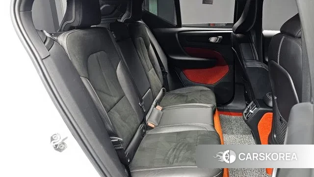 Volvo XC40 2020 Белый из Кореи, фото 3