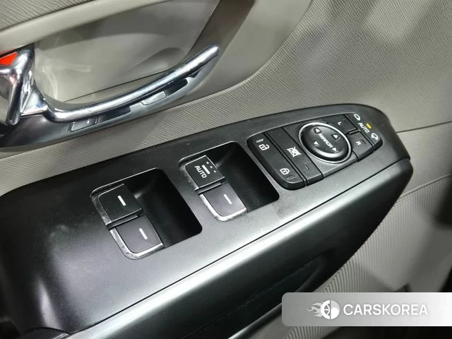 Kia The New Carnival 2018 Черный из Кореи, фото 3