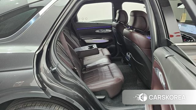 Genesis GV70 2025 Серый из Кореи, фото 3